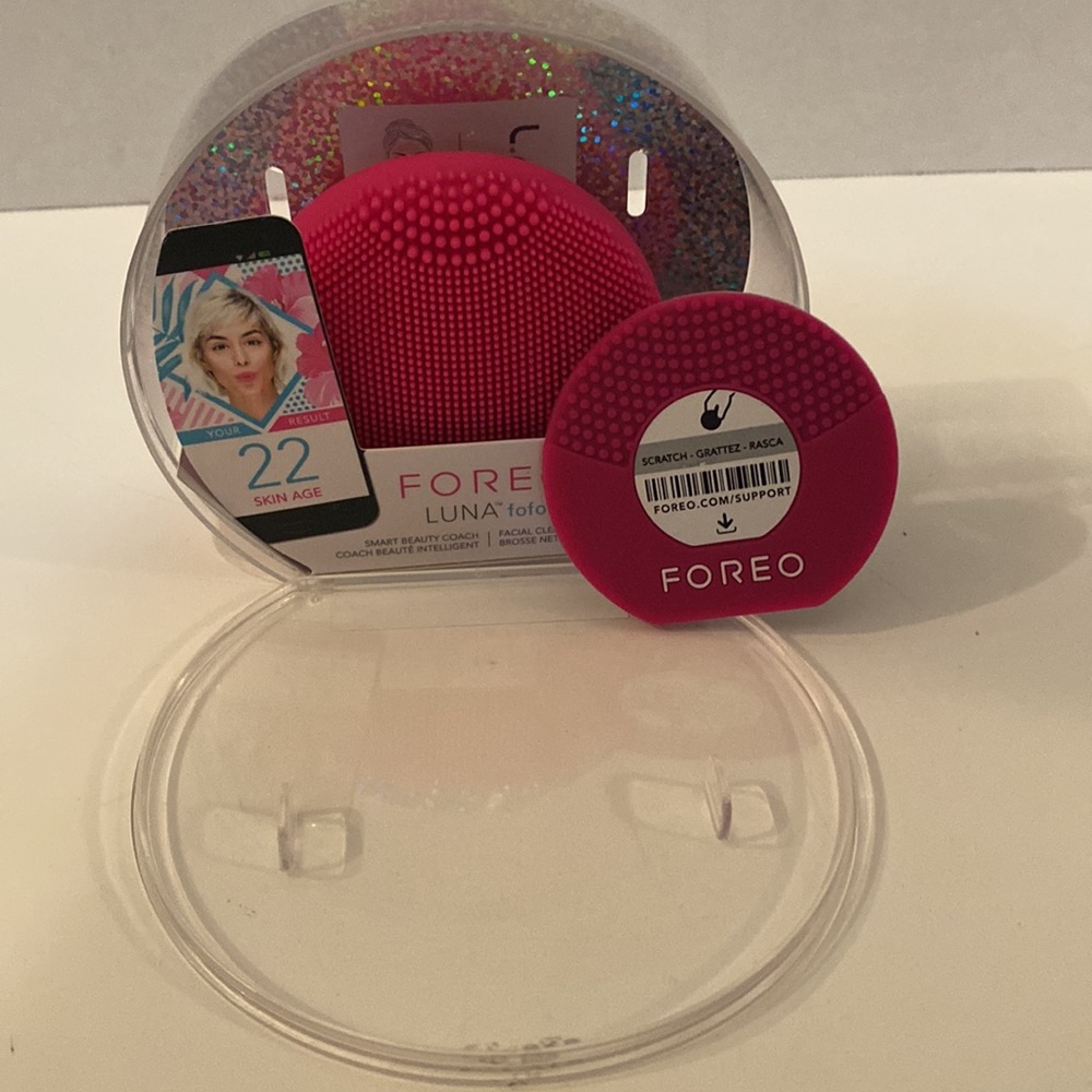 Foreo mini with tags